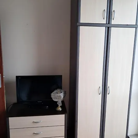 In Διαμέρισμα *
